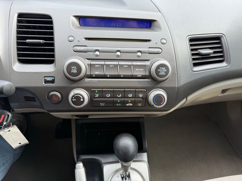 Used 2011 Honda Civic LX image 16