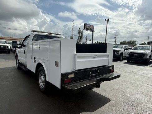 Used 2014 Ford F250 XL w/ Power Equipment Group image 9