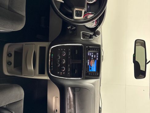 Used 2017 Dodge Grand Caravan SE w/ Power Window Group image 24