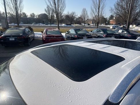 Used 2021 Kia Telluride SX w/ SX Prestige Package image 10