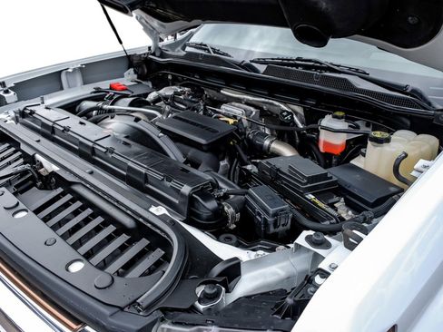 Used 2022 Chevrolet Silverado 3500 High Country image 57