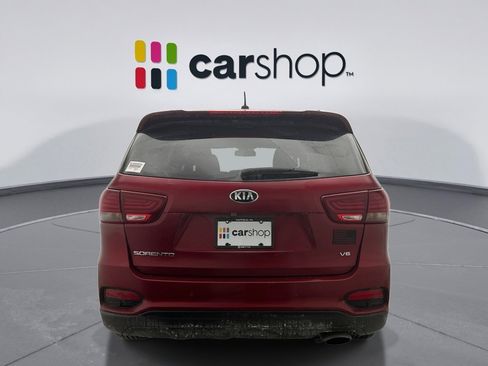 Used 2019 Kia Sorento S image 4