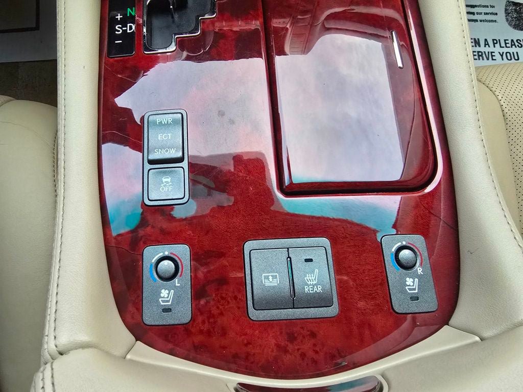Used 2007 Lexus LS 460 RWD image 25
