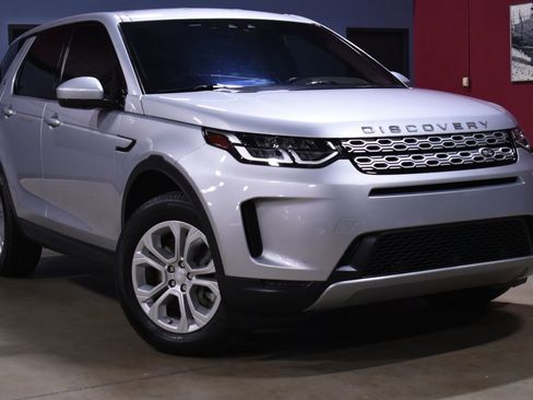 Used 2020 Land Rover Discovery Sport S image 6