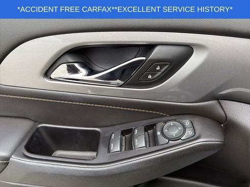 Used 2020 Chevrolet Traverse LT w/ LT Premium Package image 26