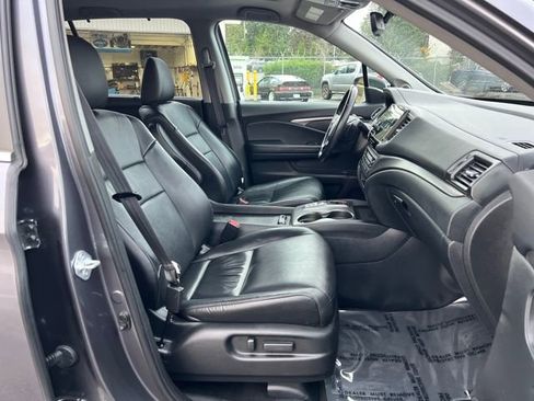 Used 2022 Honda Pilot Special Edition image 11