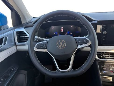 New 2025 Volkswagen Taos SE image 12