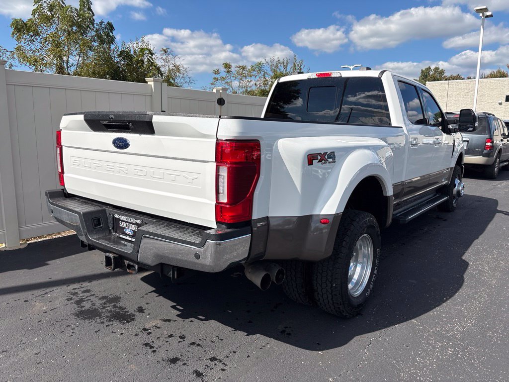 Used 2022 Ford F350 Lariat w/ Lariat Ultimate Package AWD/4WD image 3
