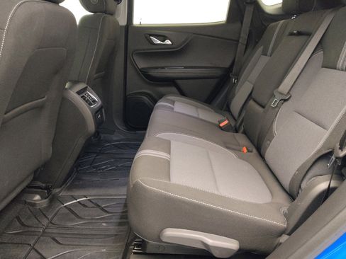 Used 2024 Chevrolet Blazer LT w/ Convenience Package FWD image 18