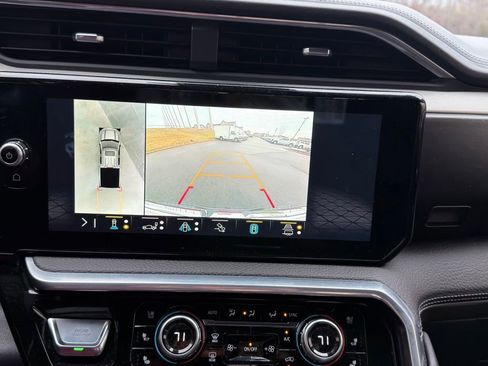 Used 2022 GMC Sierra 1500 Denali image 35