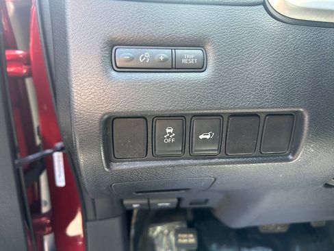 Used 2015 Nissan Murano SL w/ SL Technology Package AWD/4WD image 19