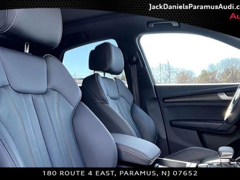 Used 2023 Audi Q5 2.0T Premium w/ Convenience Package image 7