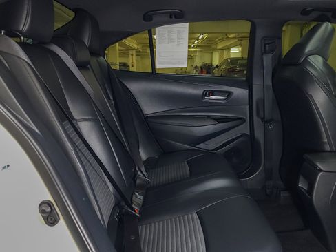 Used 2020 Toyota Corolla XSE image 47