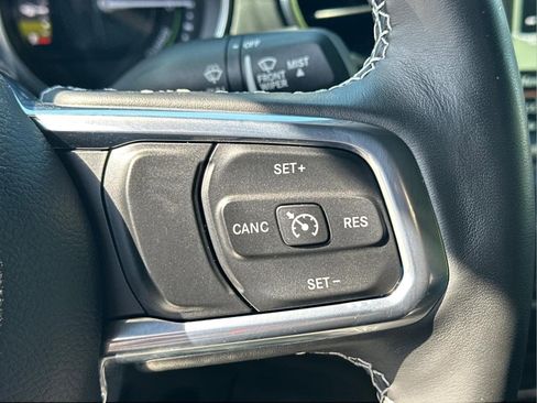 Used 2021 Jeep Wrangler Unlimited Sahara w/ Cold Weather Group AWD/4WD image 22