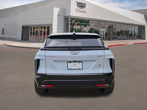 New 2026 Cadillac Lyriq Luxury w/ LPO, Floor Liner Package RWD image 5