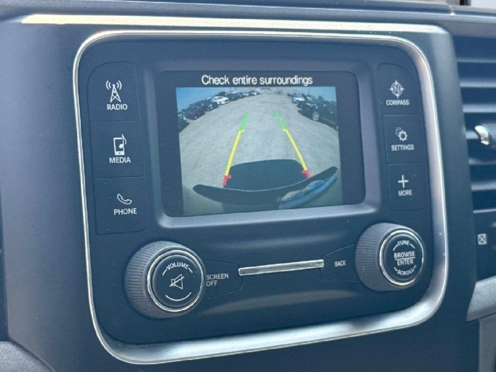 Used 2019 RAM 1500 Tradesman w/ Chrome Appearance Group RWD image 28