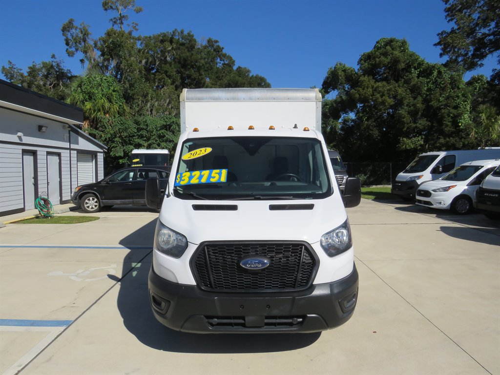 Used 2023 Ford Transit 350 DRW RWD image 2