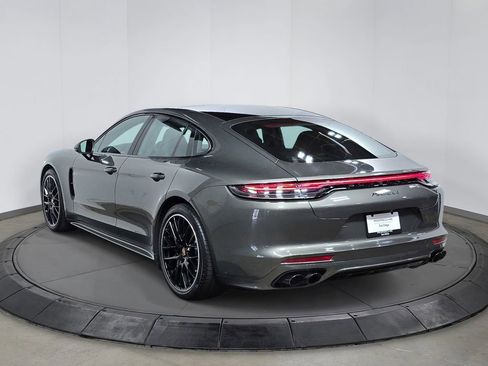 Certified 2023 Porsche Panamera 4 Platinum Edition AWD/4WD image 3