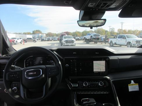 New 2026 GMC Sierra 1500 AT4X image 18