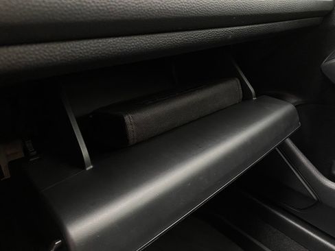 Used 2025 Honda Civic Sport image 21