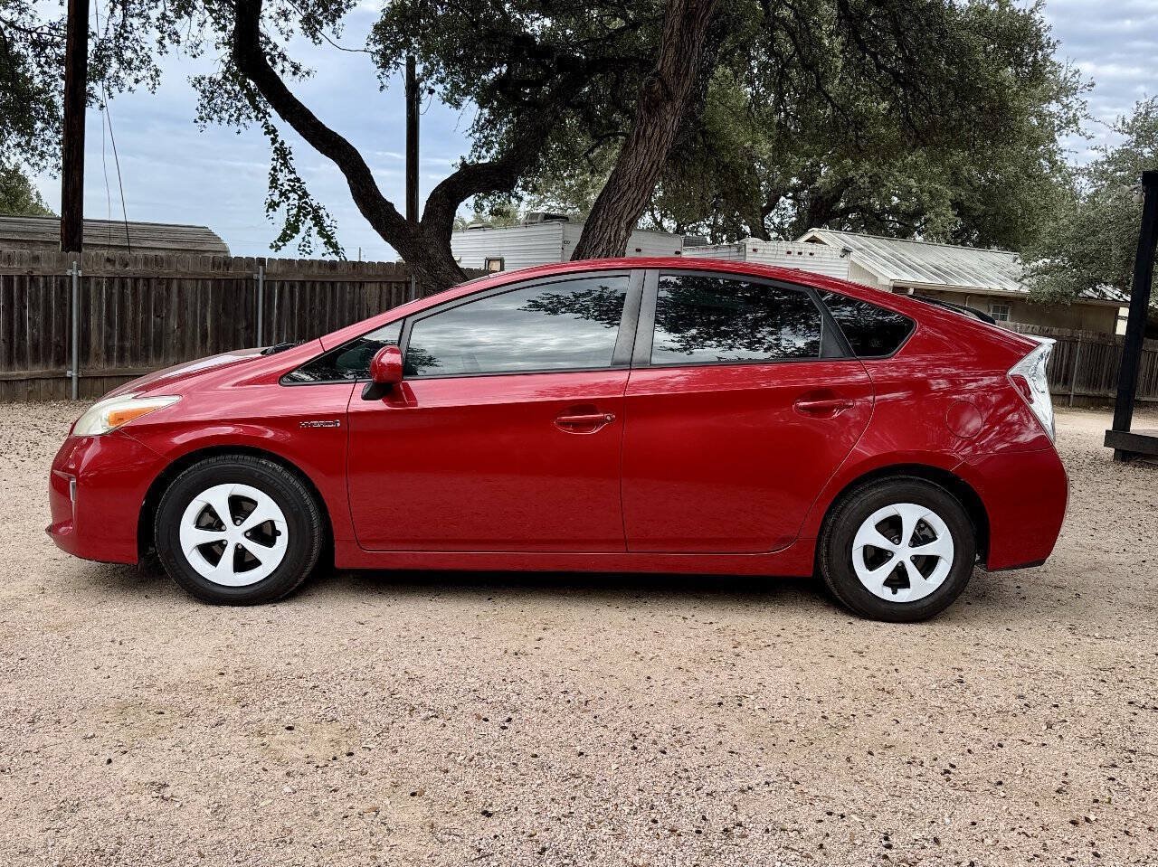 Used 2014 Toyota Prius Three FWD image 3