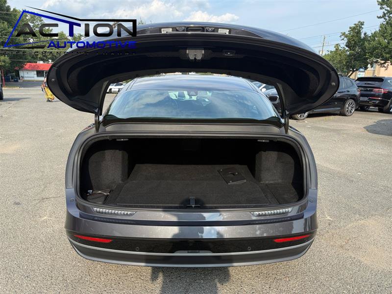 Used 2024 Lucid Air Pure RWD image 18