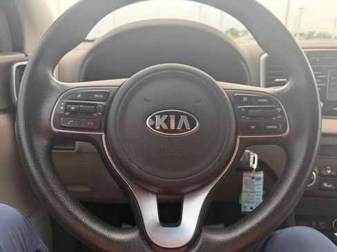 Used 2017 Kia Sportage LX AWD/4WD image 15