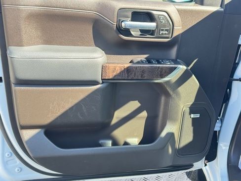 Used 2021 GMC Sierra 1500 Denali w/ Denali Ultimate Package image 13