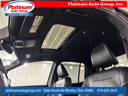Used 2023 Honda Ridgeline Black Edition image 12