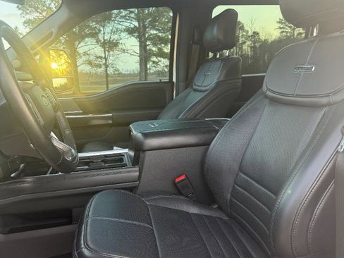 Used 2023 Ford F250 Lariat image 4