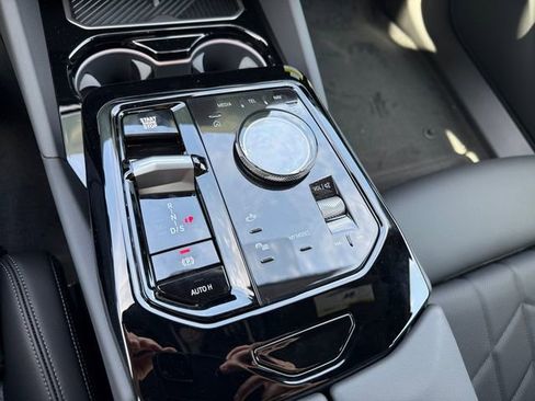 New 2026 BMW 530i xDrive AWD/4WD image 21