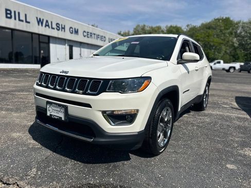 Used 2019 Jeep Compass Limited AWD/4WD image 3