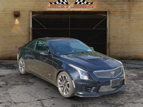 Used 2016 Cadillac ATS V w/ Luxury Package RWD image 10