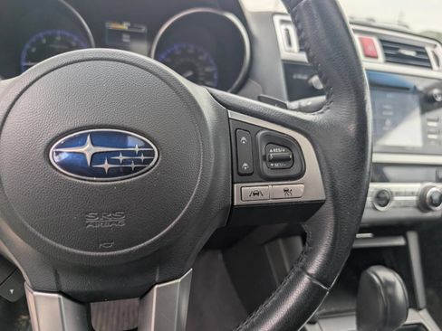 Used 2017 Subaru Outback 2.5i Limited AWD/4WD image 18