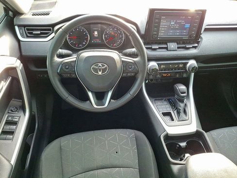 Used 2021 Toyota RAV4 XLE w/ Convenience Package AWD/4WD image 2