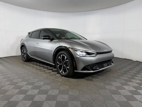 Used 2023 Kia EV6 Wind w/ Wind Technology Package RWD image 4