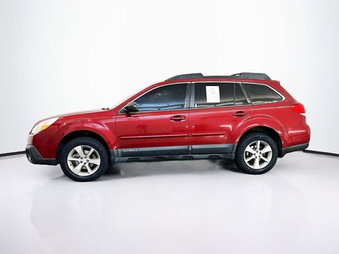 Used 2014 Subaru Outback 2.5i w/ Alloy Wheel Package image 4