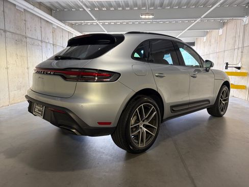 Certified 2026 Porsche Macan AWD/4WD image 10