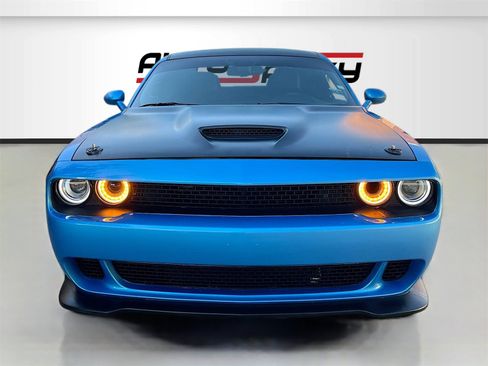 Used 2019 Dodge Challenger R/T Scat Pack w/ T/A Package image 2