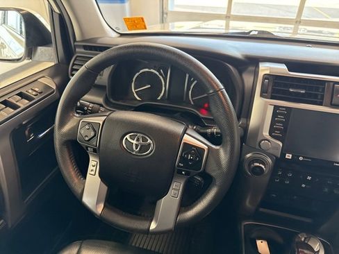 Used 2021 Toyota 4Runner Limited image 30