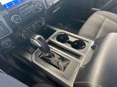 Used 2019 Ford F150 XLT w/ Equipment Group 302A Luxury AWD/4WD image 19