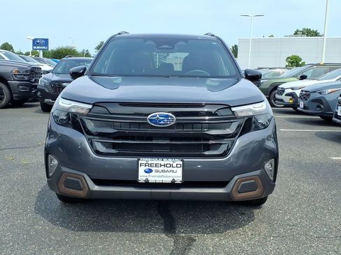 Used 2025 Subaru Forester Sport w/ Popular Package #2 AWD/4WD image 2