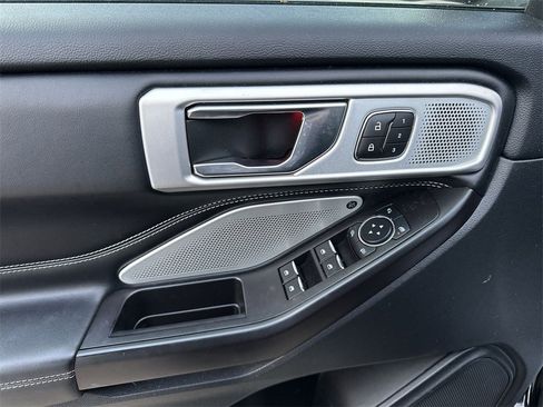 Used 2020 Ford Explorer ST w/ Premium Technology Package image 13