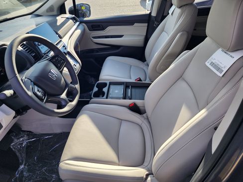 New 2026 Honda Odyssey EX-L image 11