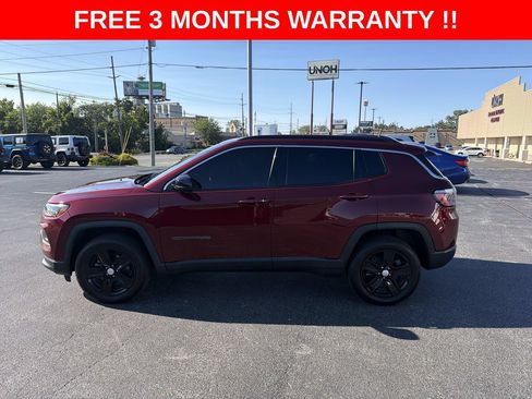 Used 2022 Jeep Compass Latitude w/ Sun and Sound Group AWD/4WD image 27