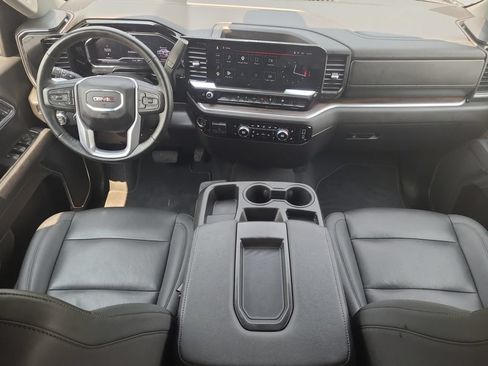 Used 2025 GMC Sierra 1500 SLT AWD/4WD image 10