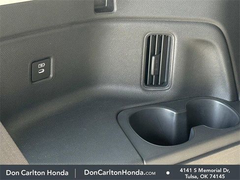 Certified 2025 Honda Pilot EX-L image 9