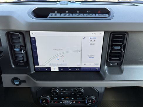 Used 2024 Ford Bronco Wildtrak image 26