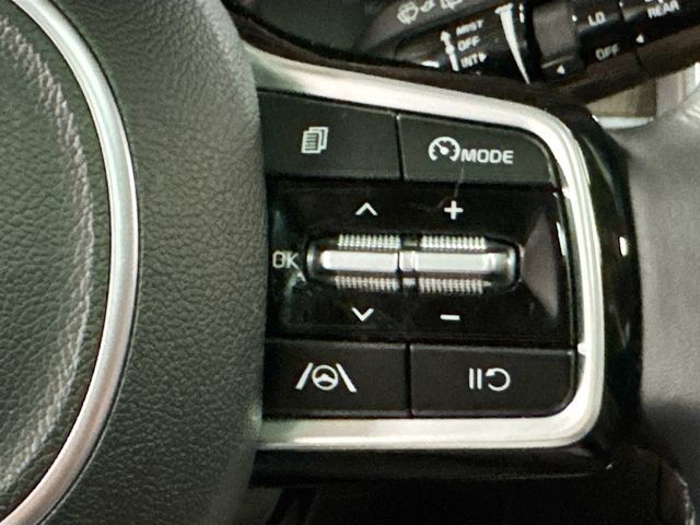 Used 2023 Kia Sorento S w/ Panoramic Sunroof Package AWD/4WD image 10