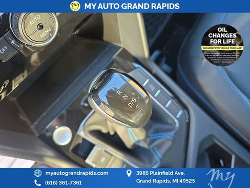 Used 2024 Volkswagen Taos SE image 25
